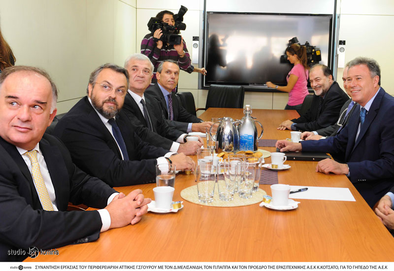 PAAEK131105 058pr small