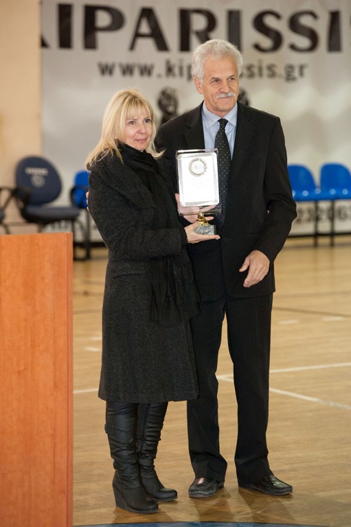 βράβευση προς τιμήν Π. Βακόνδιου