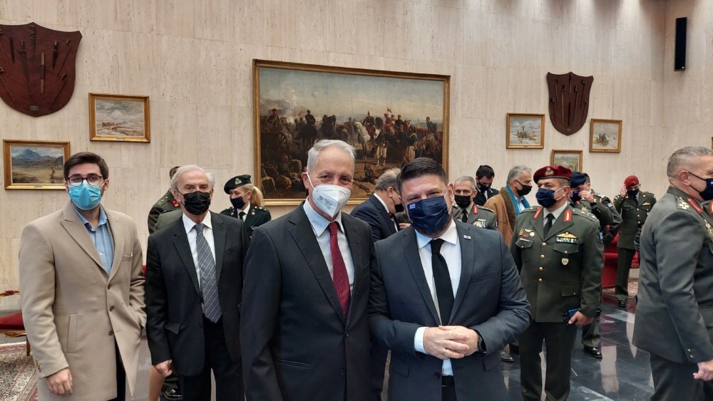 103748-1000x563-rotated