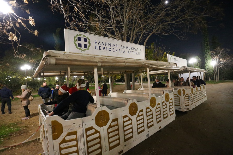 xristougenna-tritsi-11