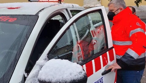 Ανοιχτό το 98 % του κεντρικού οδικού δικτύου αρμοδιότητας της Περιφέρειας Αττικής η οποία συνεχίζει με εντατικούς ρυθμούς την προσπάθεια να κρατήσει ανοικτούς και λειτουργικούς τους οδικούς άξονες αρμοδιότητάς της καθώς και την πρόσβαση στα νοσοκομεία