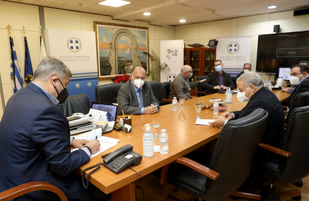 photo-iatrikoi-3-1000x652