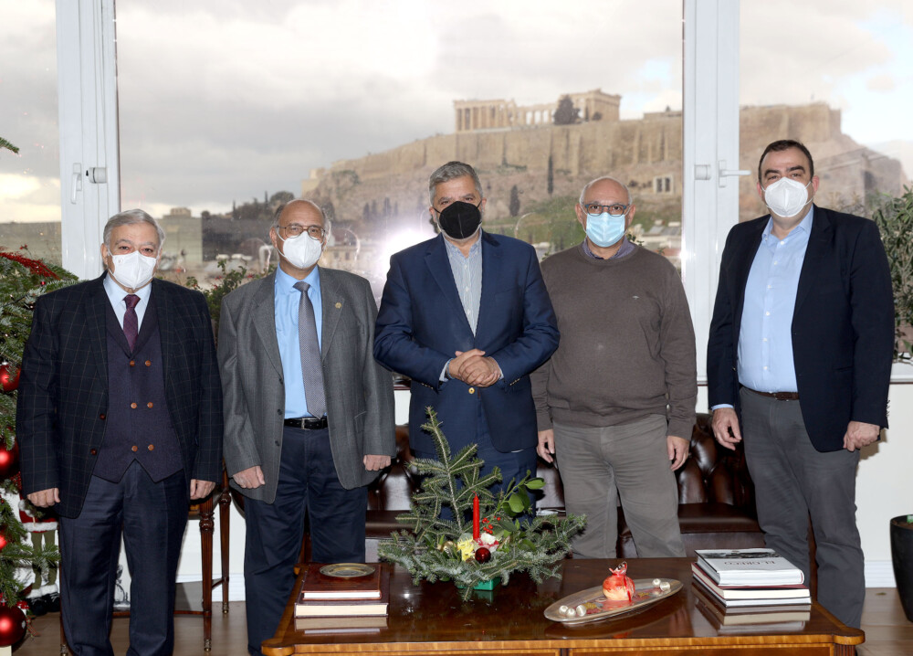 photo-iatrikoi-4-1000x718