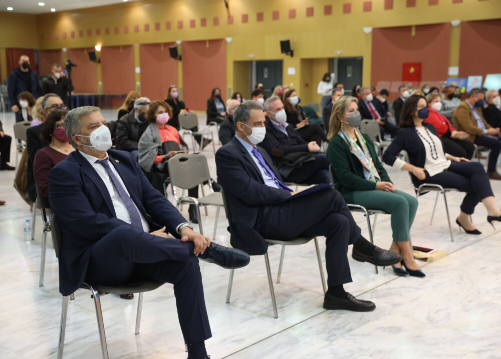 photo-eduact-3-1000x718