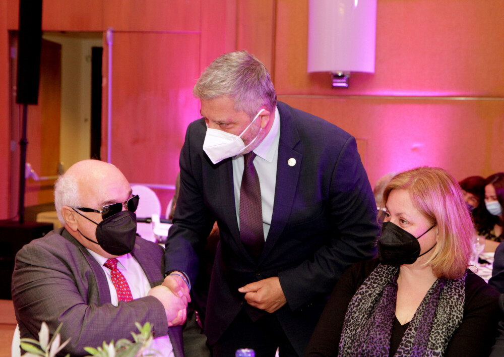 photo-gynaika-6-1000x708