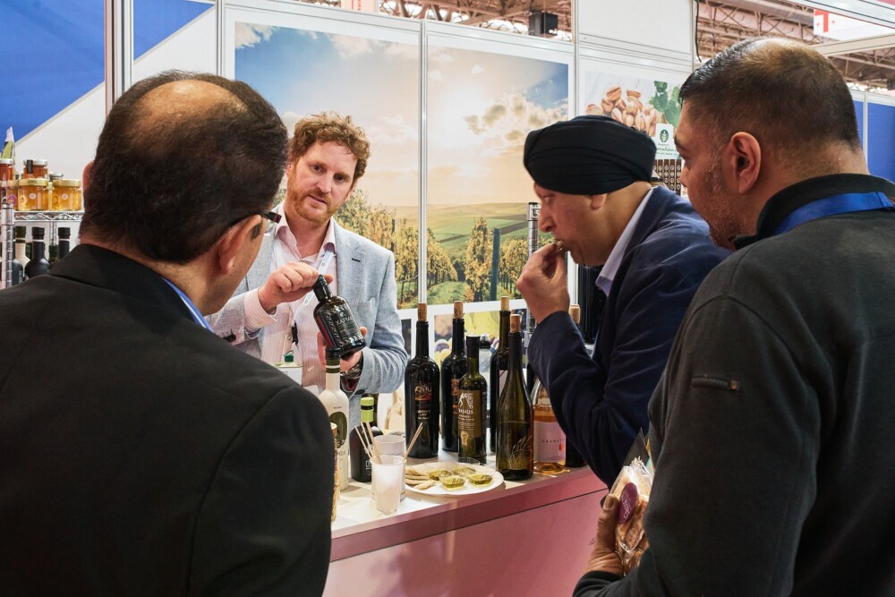 Attica-NEC-86-1000x667