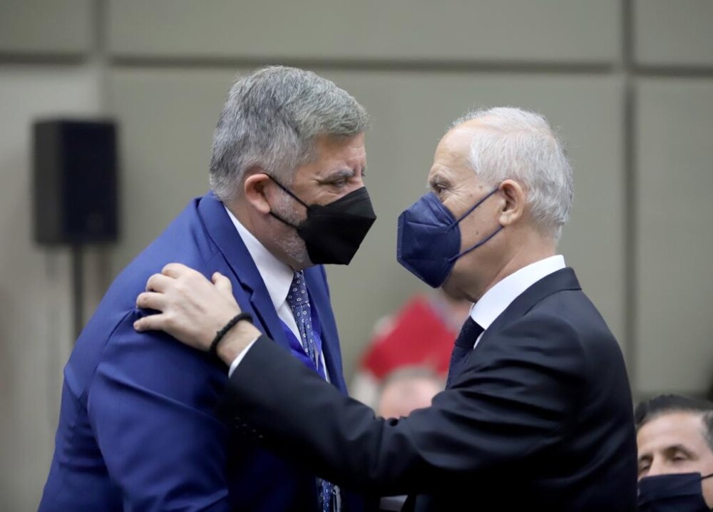 image_6483445-1000x718