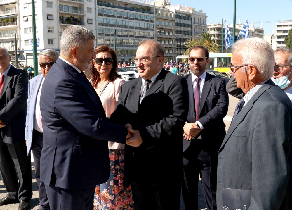 photo-evergetes-2-1000x718