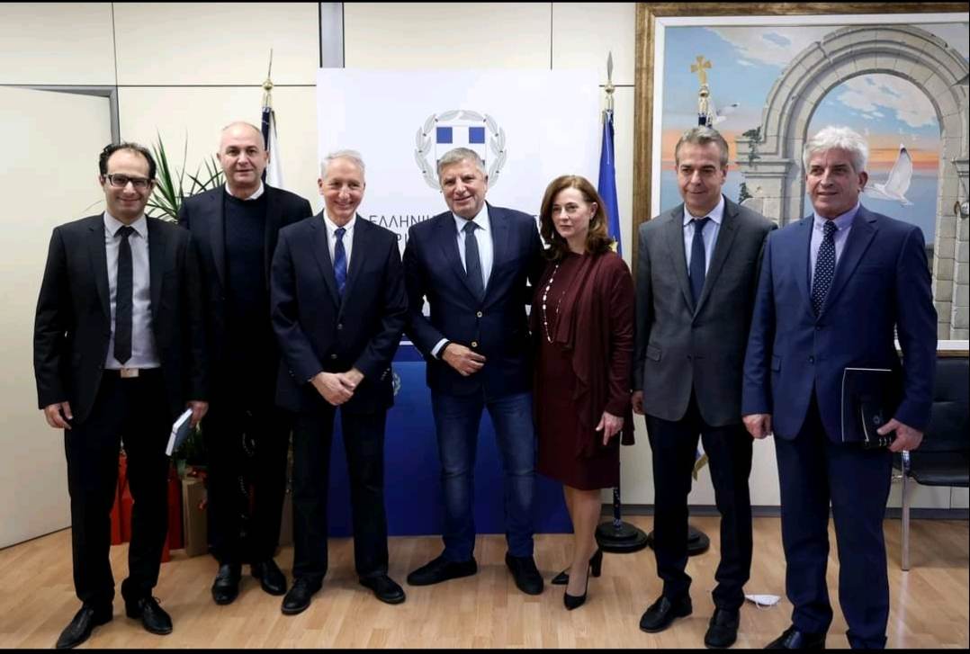 221229_dt_AA_sxolika_ktiria