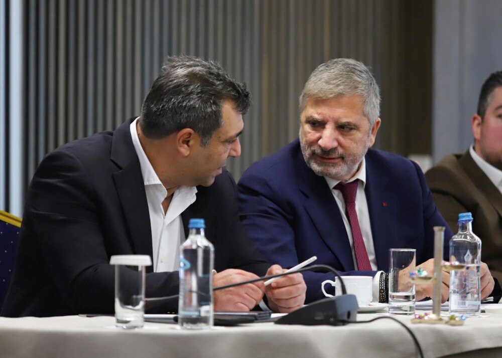 photo-anakyklosi-2-1000x714