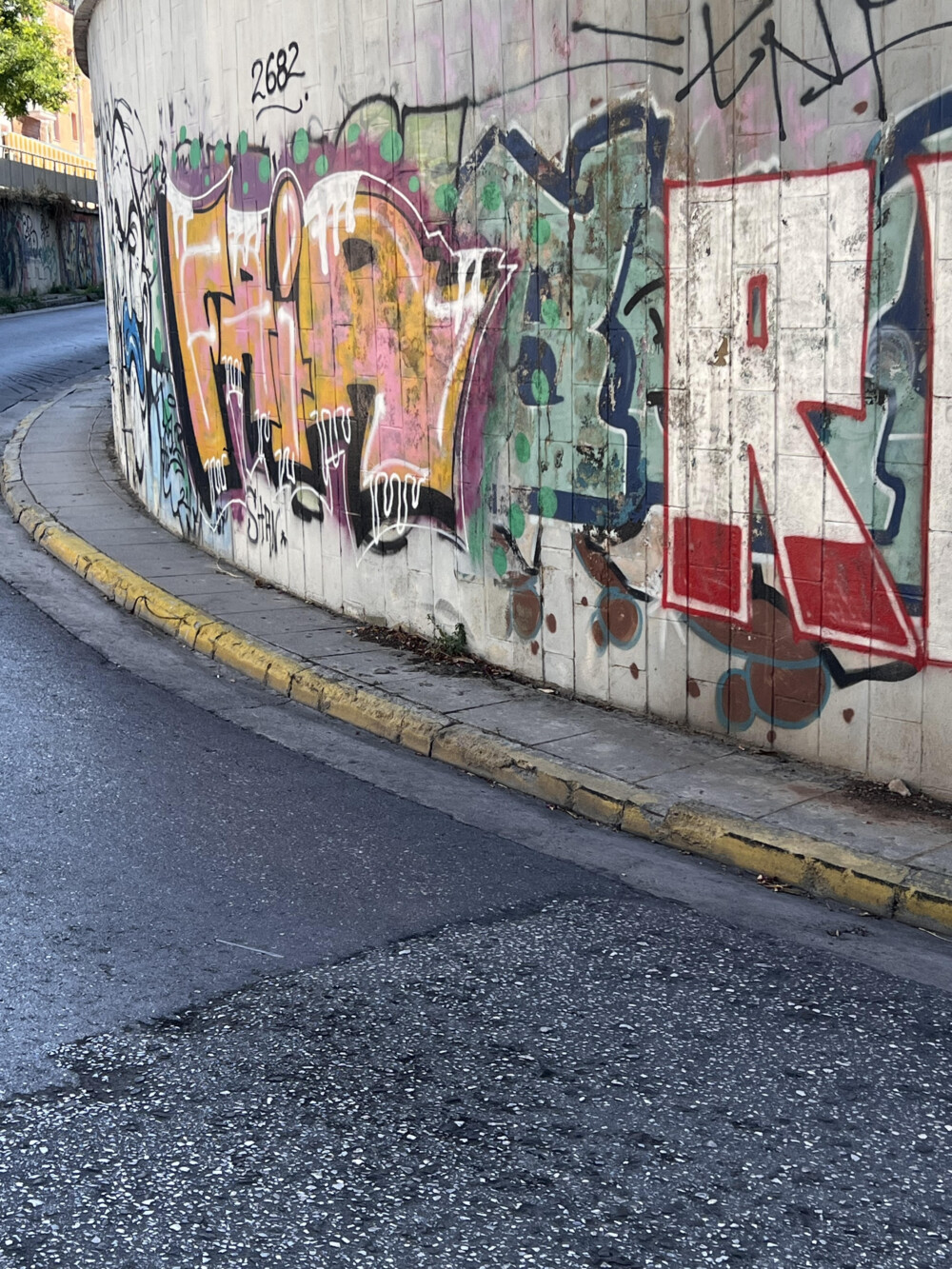 photo-ypogeia-diavasi-4-1000x1333