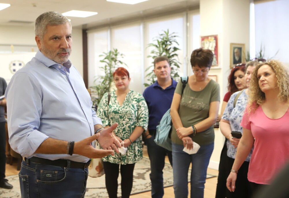 IMG_20230913_104358_copy_1956x1337-1000x684