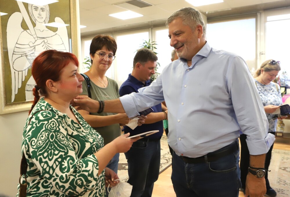 IMG_20230913_104828_copy_1688x1152-1000x682